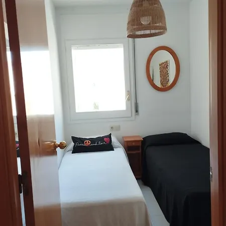 Excellent Location 100 M From The And Services Apartamento *