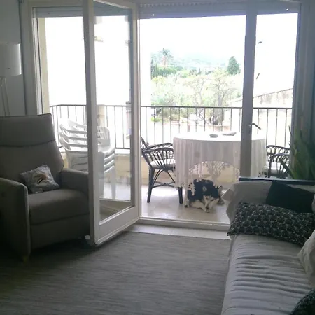 Excellent Location 100 M From The And Services Apartamento *