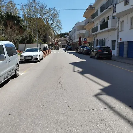 Excellent Location 100 M From The And Services Apartamento *