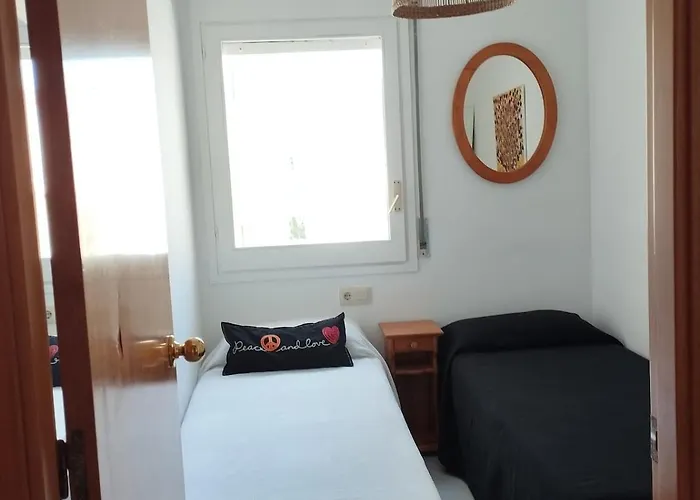 Excellent Location 100 M From The And Services Apartamento *